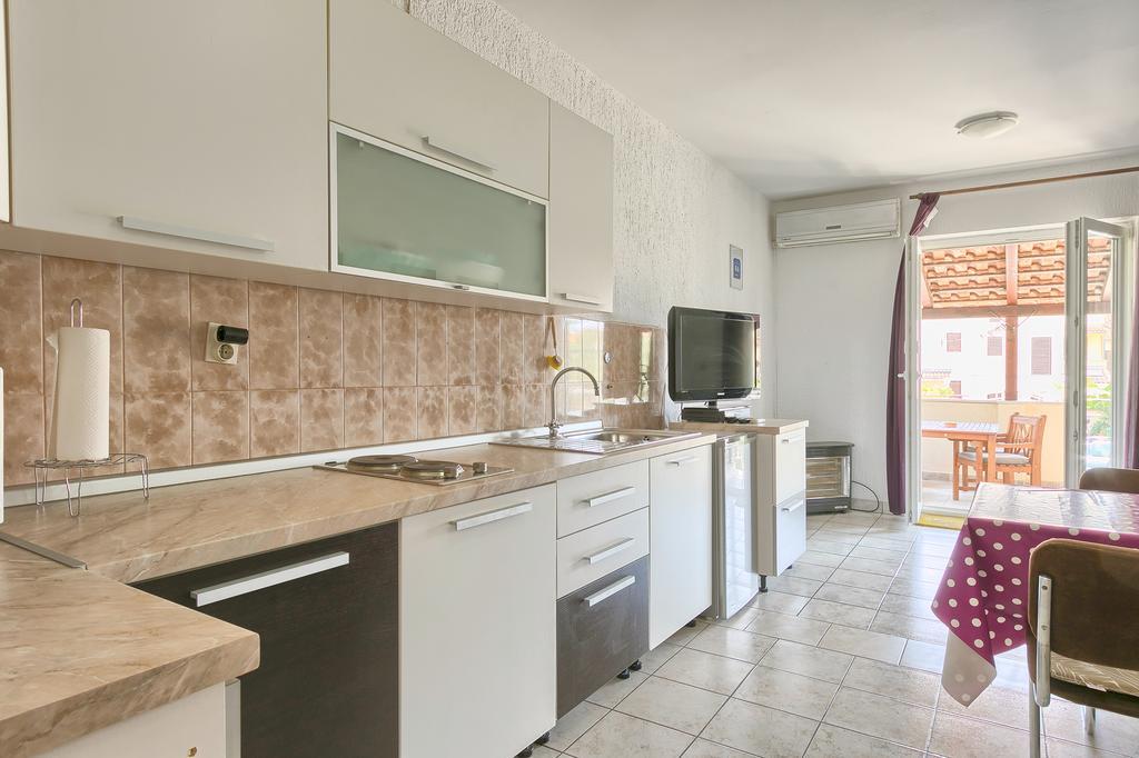 Apartments Veruda Porat PUY Eksteriør bilde